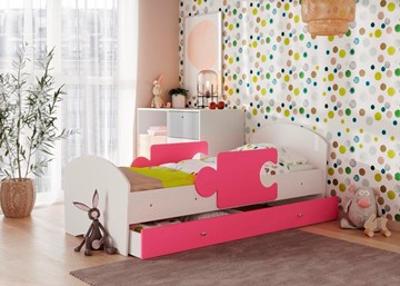 Детская кровать с ящиком и бортиками Мозайка, корпус Белый/фасад Розовый (ламели) в Барнауле