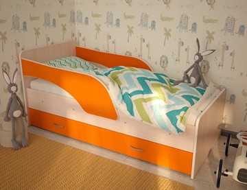 Детская кровать с бортиками Максимка, корпус Млечный дуб, фасад Оранжевый в Барнауле - предосмотр